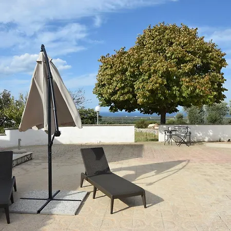 Dom wakacyjny Mimi *