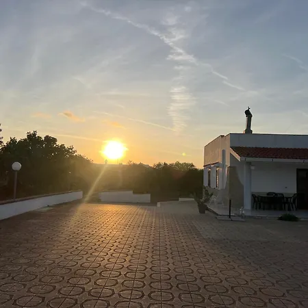 Mimì Ostuni
