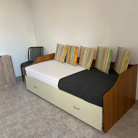 Mimi Nyaraló Ostuni