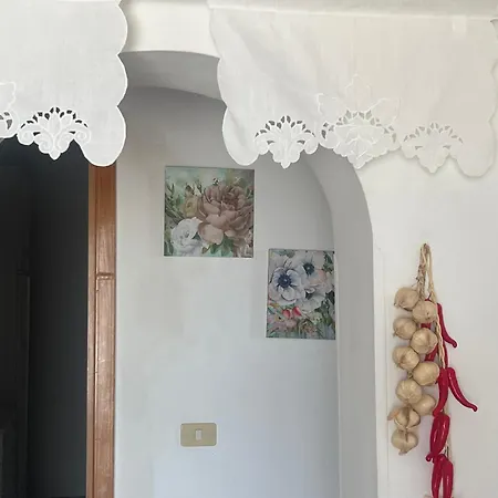 Mimi Ostuni